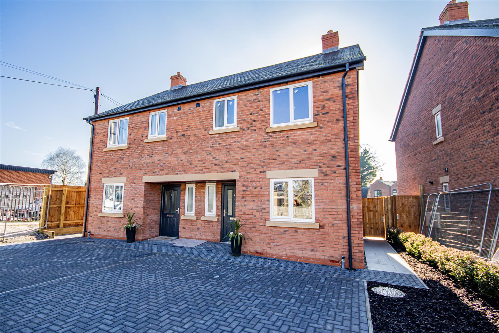 Cath Court Uttoxeter 299