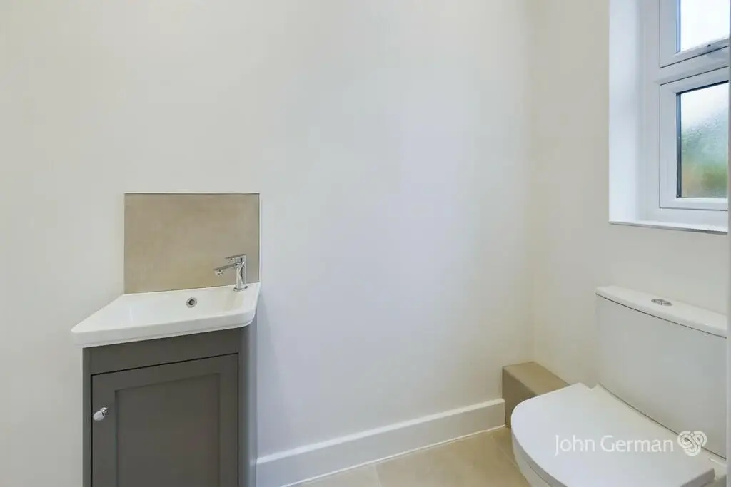 Holly Road 4 Bedroom Houses Uttoxeter 15