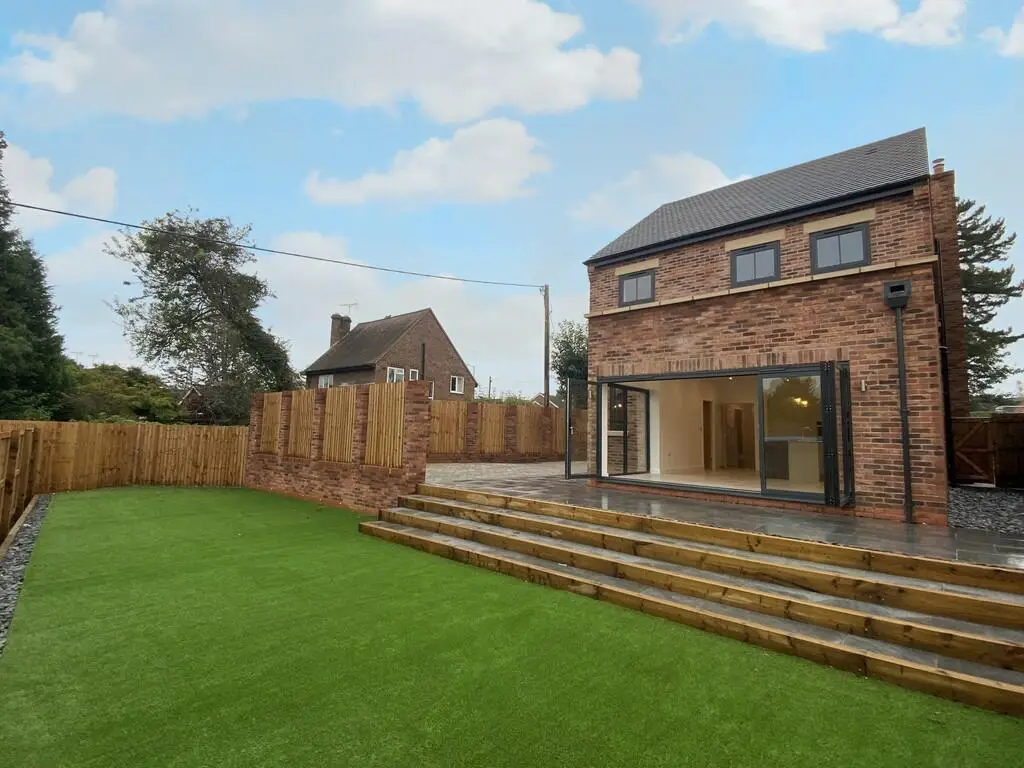 Holly Road 4 Bedroom Houses Uttoxeter 39