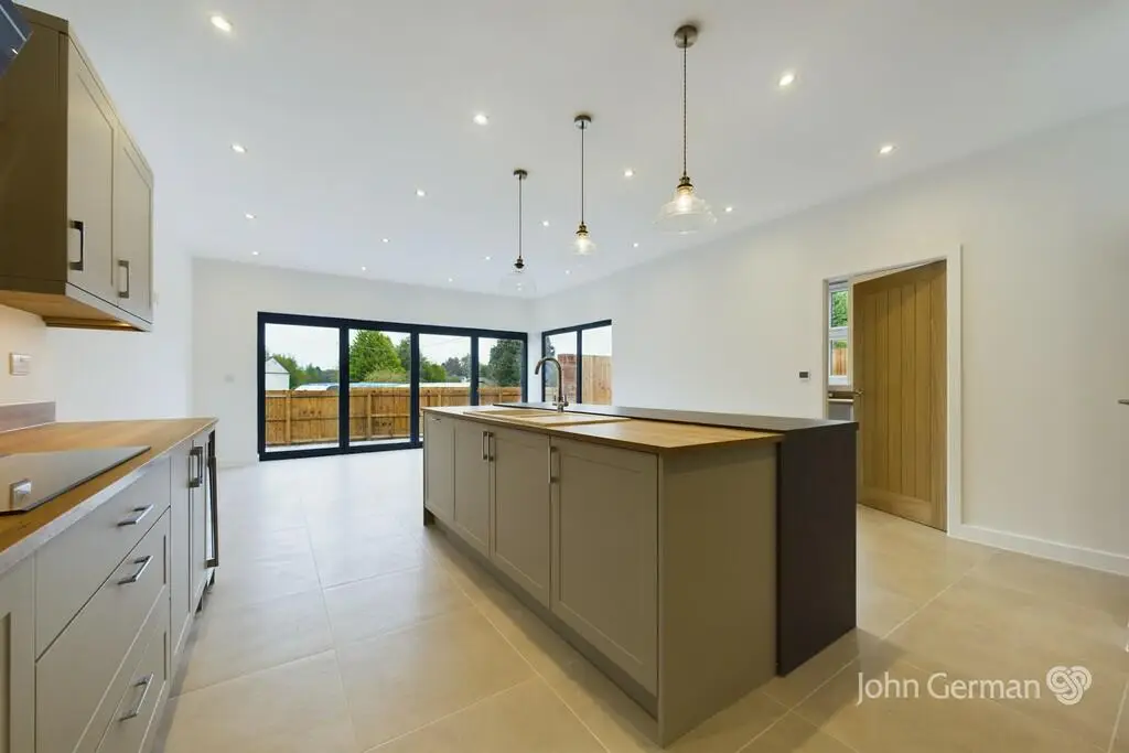 Holly Road 4 Bedroom Houses Uttoxeter 7